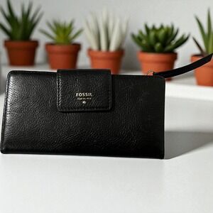 Fossil‎ Black Leather Clutch Wallet Wristlet Zip Around Coin Purse Women